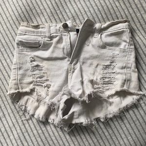 Brandy Melville white shorts size small